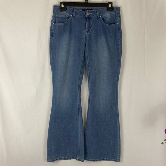 Rewash Real Curve Extreme Flare Jeans Size 9 - Picture 1 of 8